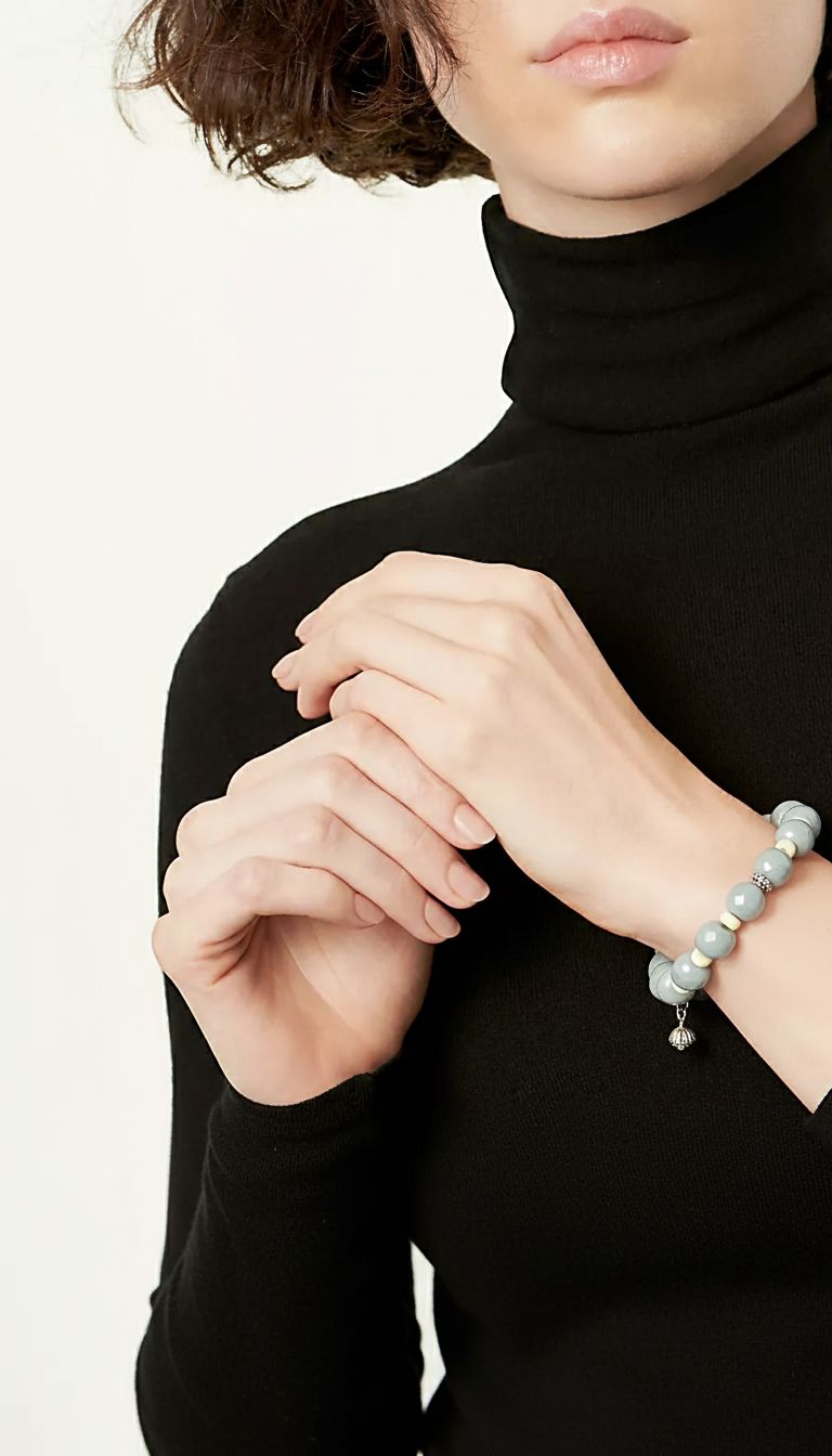 Light blue Bracelets 100838