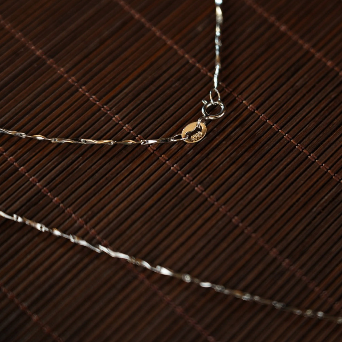 Light blue Necklaces 101755