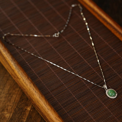 Green Necklaces 101754